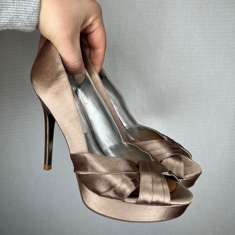 Nina New York Women Satin Peep Toe‎ Platform Stiletto Heels Shoes Size 7 37